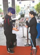 空運價格-快遞業復工 北京部分小區設“便捷通道”